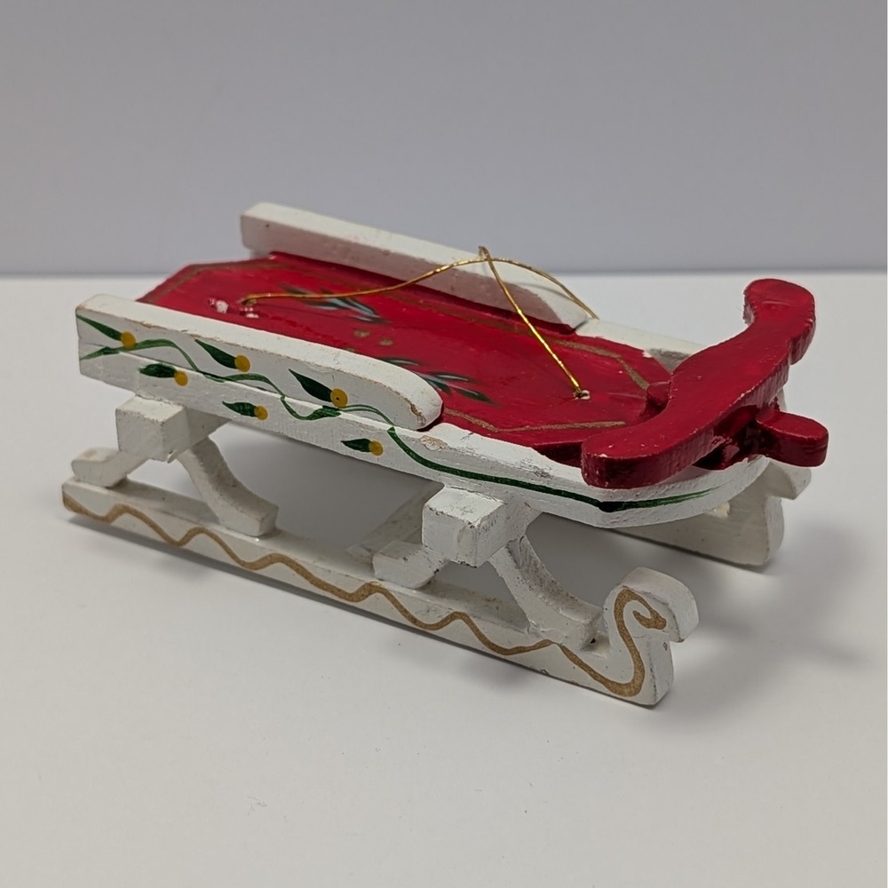 VTG Wooden Sleigh Christmas Ornament Red White Painted Greenery Holiday Decor
